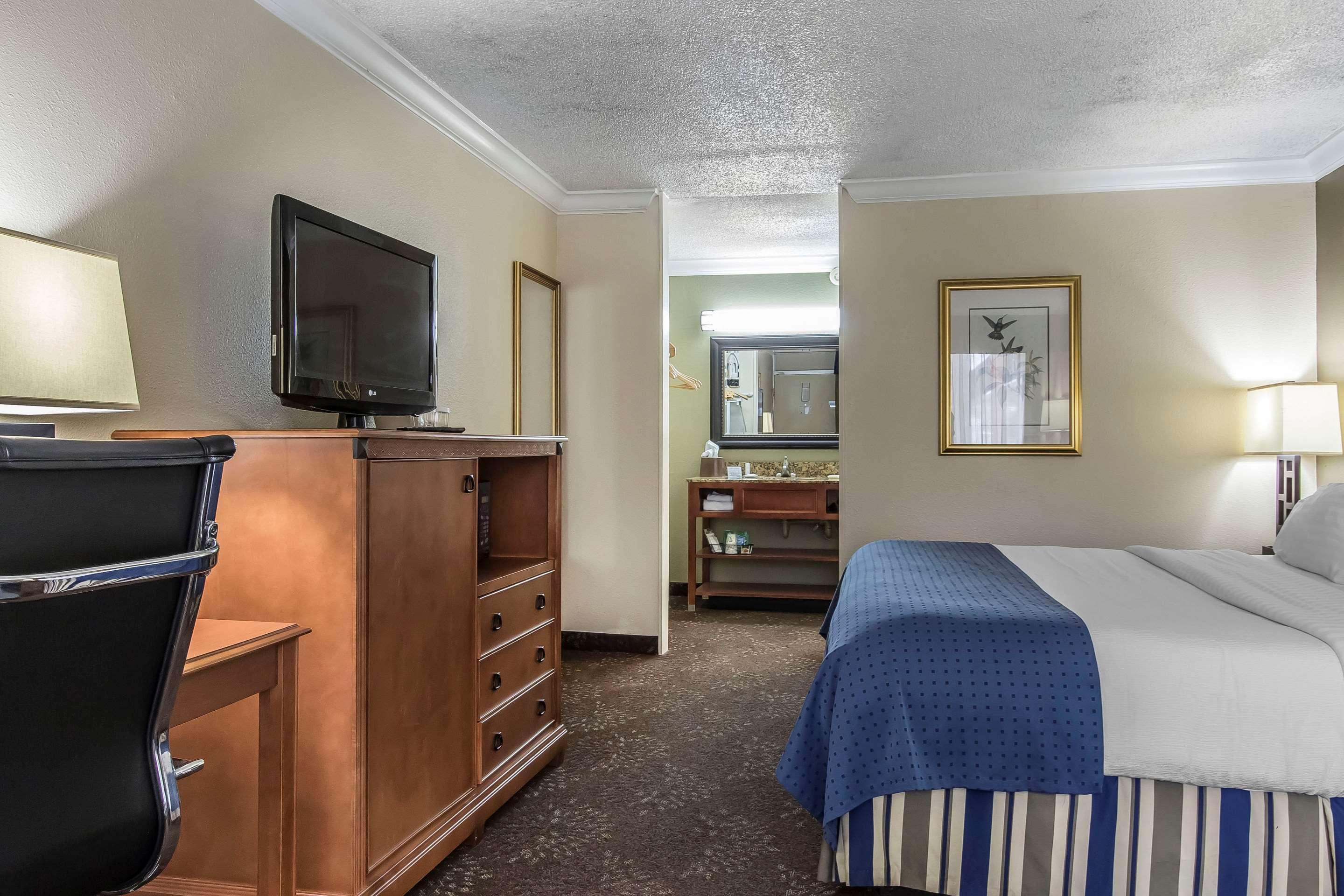 Clarion Inn Morgan City Bagian luar foto