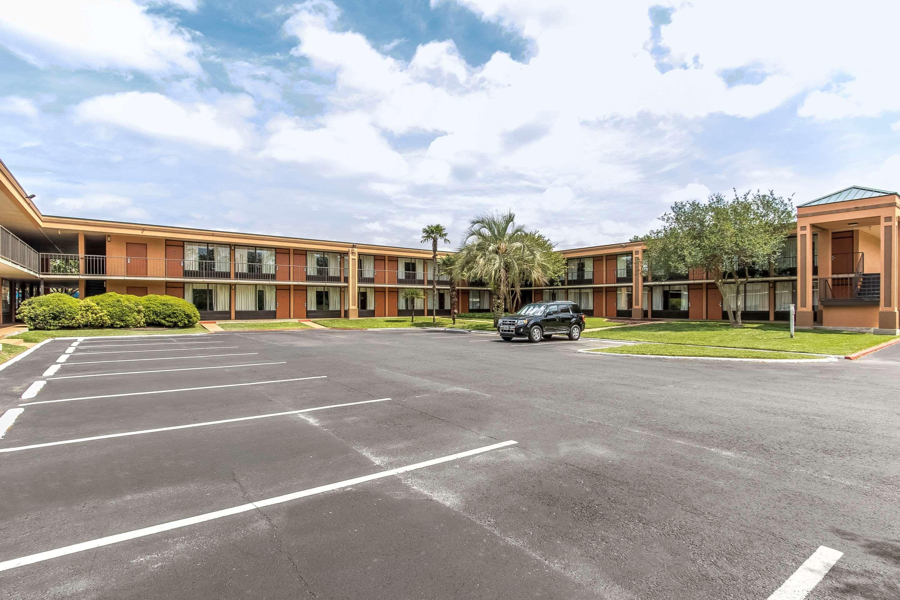 Clarion Inn Morgan City Bagian luar foto