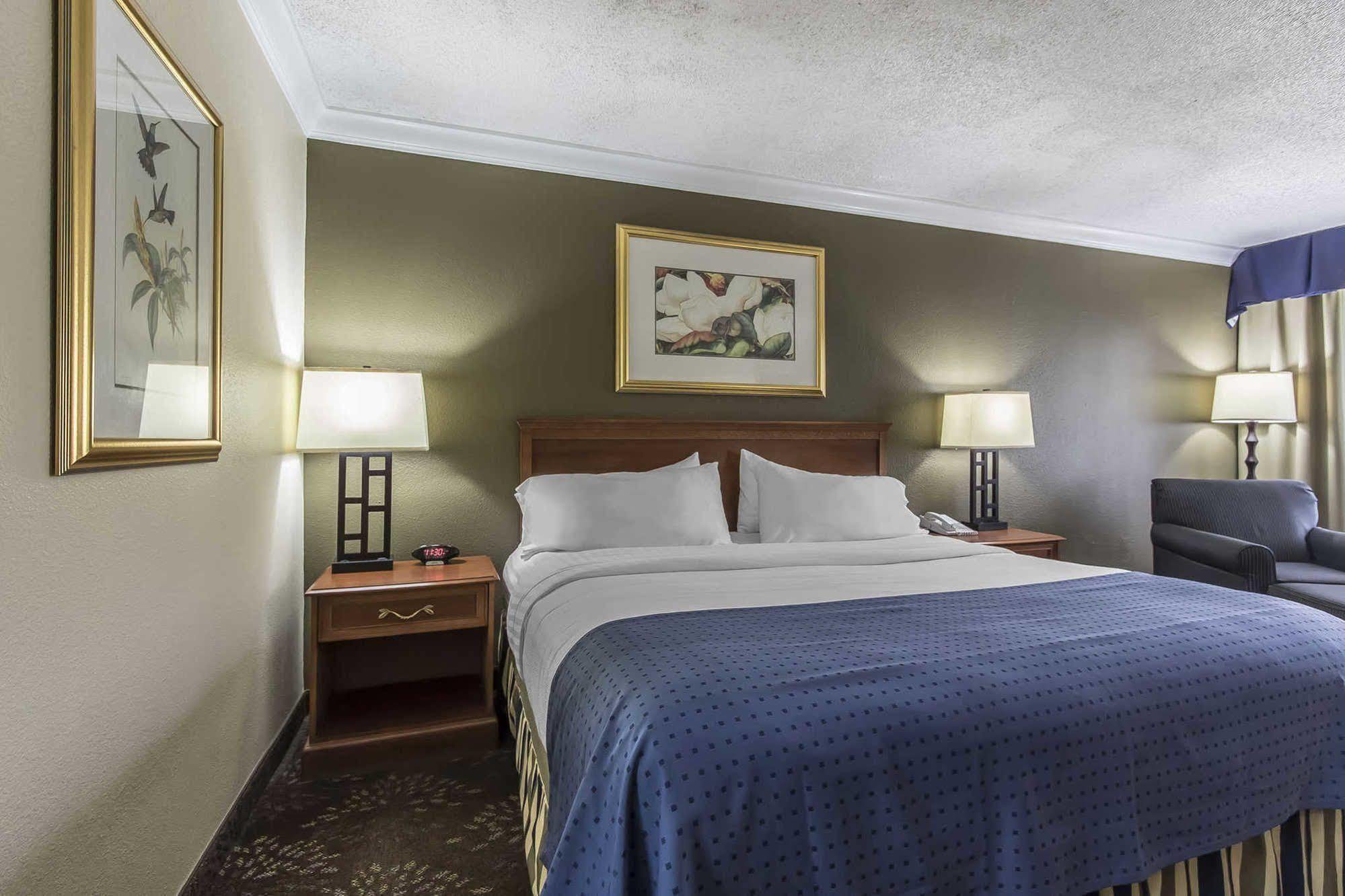 Clarion Inn Morgan City Bagian luar foto